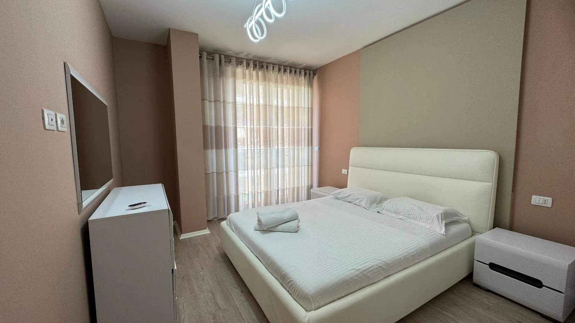 Sam'S Apartments 2 - Tirana 0*,